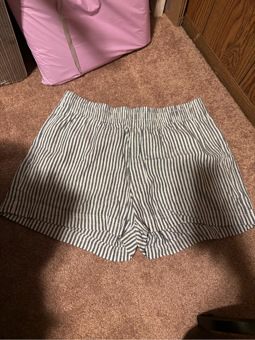 Old Navy Blue & White Striped Women’s Bermuda Shorts